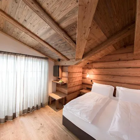 Rifugio Salei Gæstehus