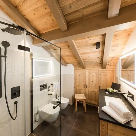 Gæstehus Rifugio Salei 4*