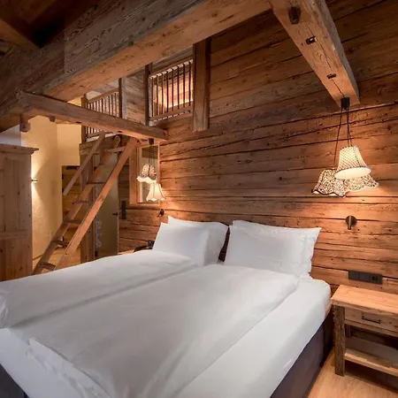 Gæstehus Rifugio Salei Canazei