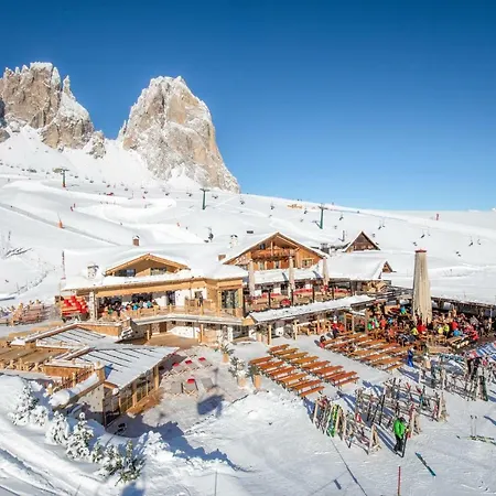 Gæstehus Rifugio Salei 4*