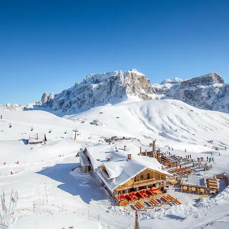 Rifugio Salei Gæstehus Canazei