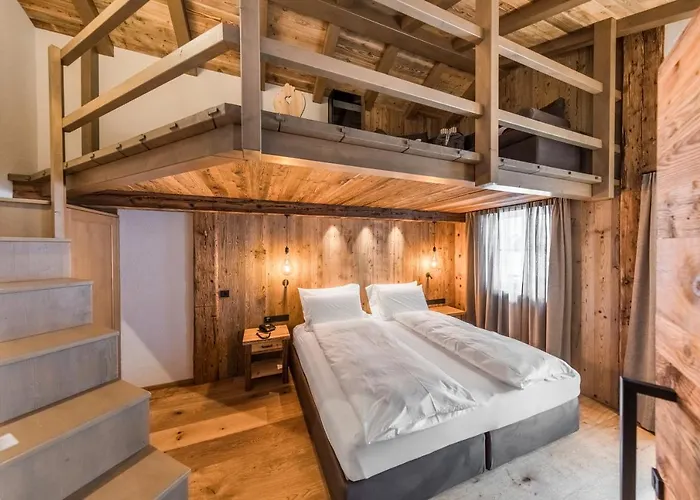 Gasthuis Rifugio Salei 4*