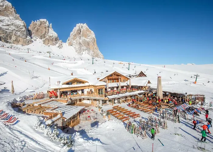 Gasthuis Rifugio Salei 4*