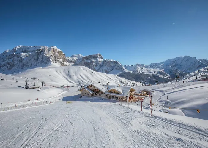 בית הארחה Rifugio Salei 4*